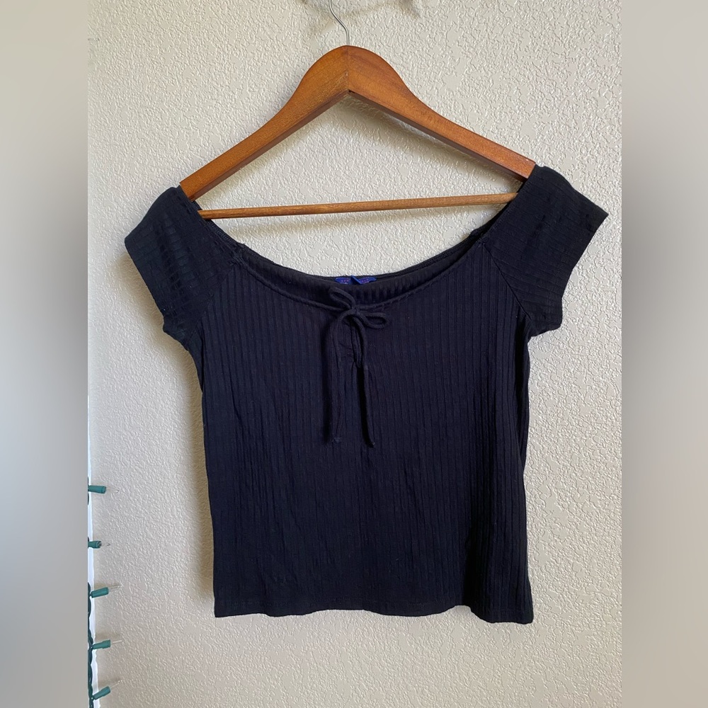 Aeropostale black top with bow detail